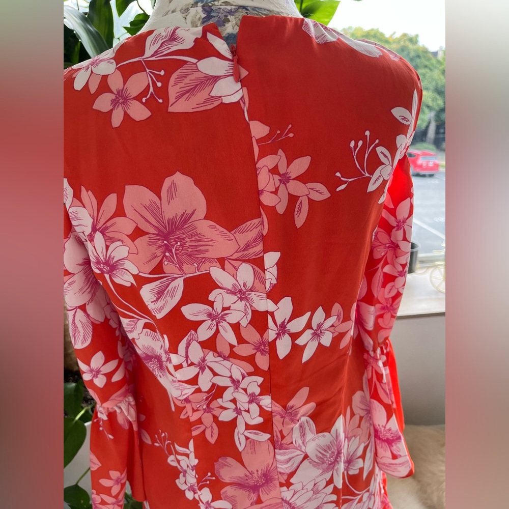 Dress - Picture 4 of 6